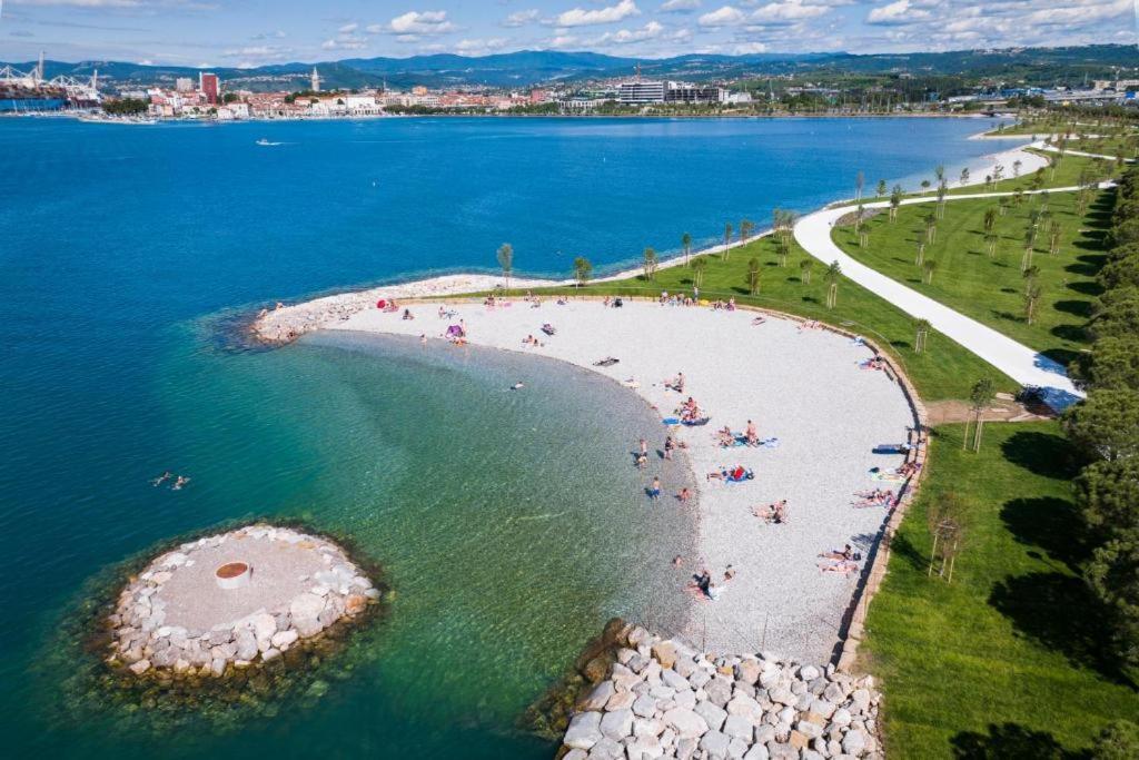 Capo Di Vista Lägenhet Koper Exteriör bild