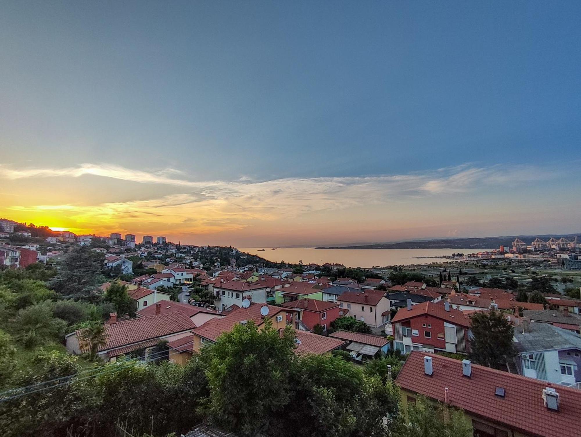 Capo Di Vista Lägenhet Koper Exteriör bild